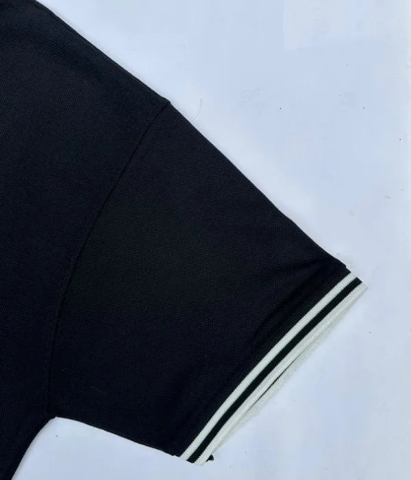 Men’s Black Polo Shirt – Cool & Stylish with Contrast Collar